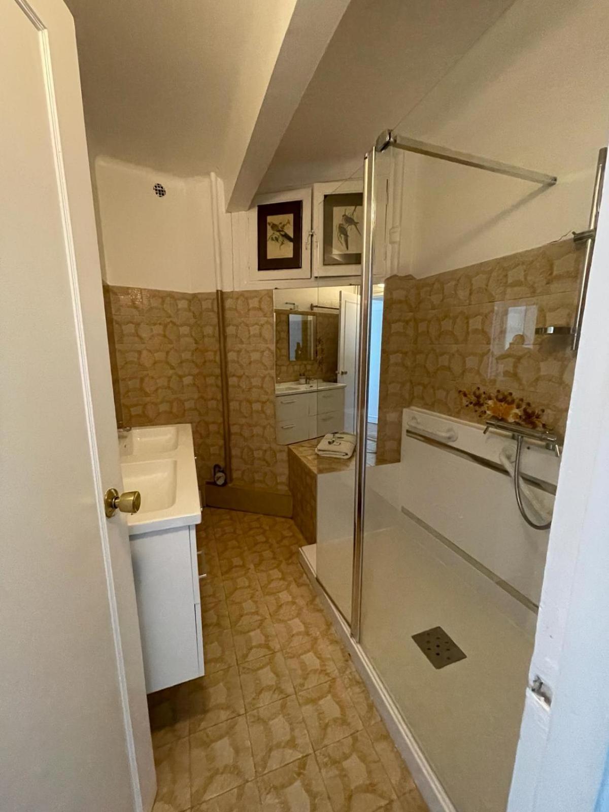 Magnifique Appartement Parigi Esterno foto